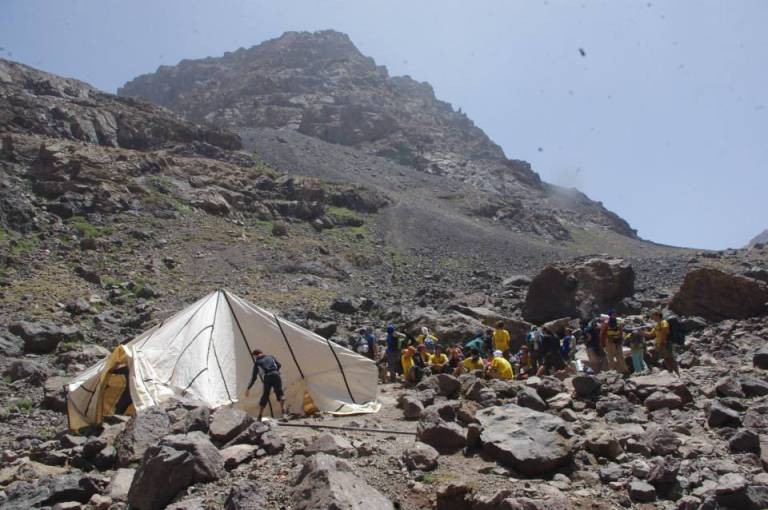 Subiendo al Toubkal, expedición 2014 Ruta Inti